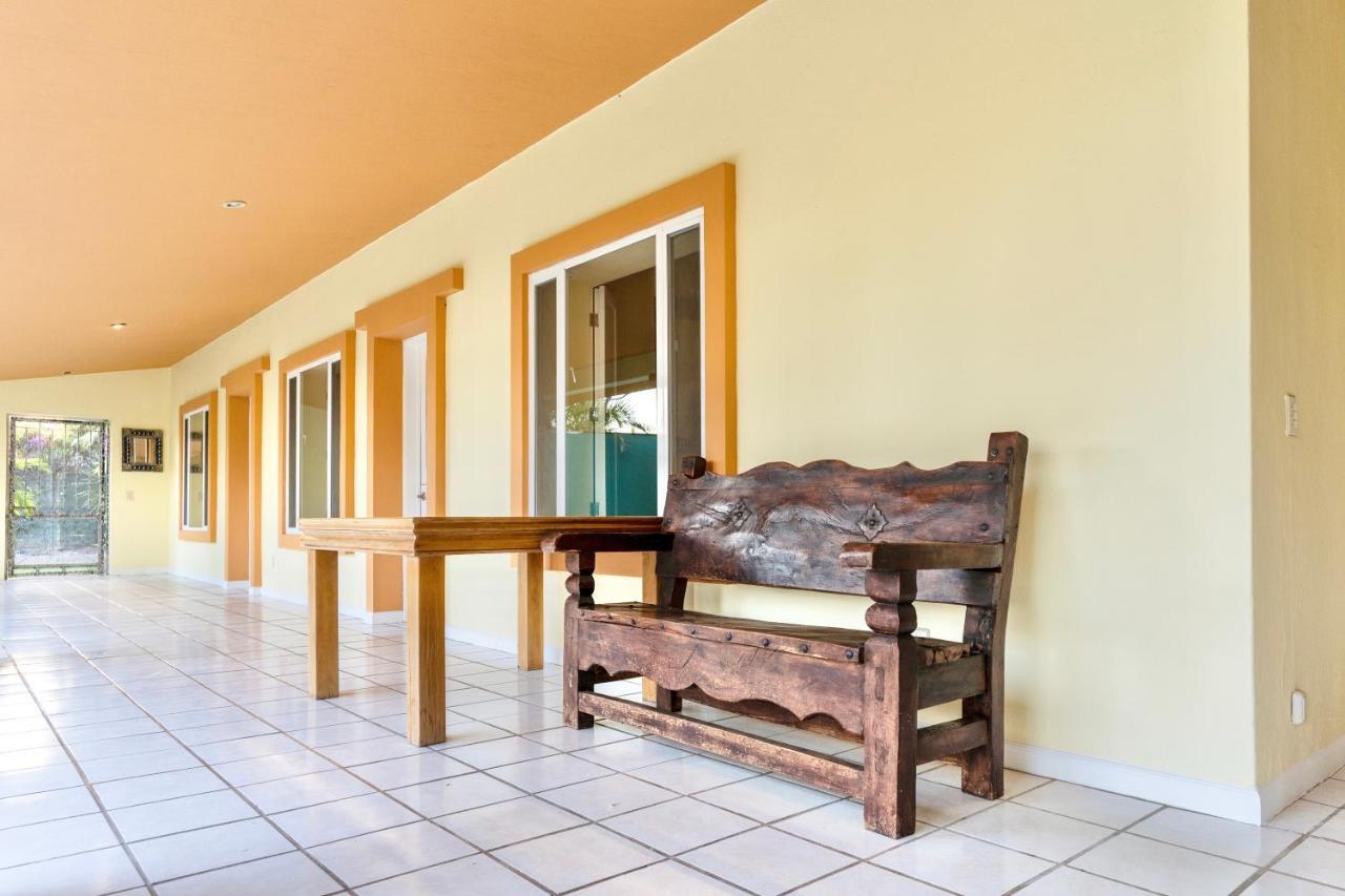 אחיחיק Casa Jardin-Lakeside Boutique Resort By Restavio מראה חיצוני תמונה