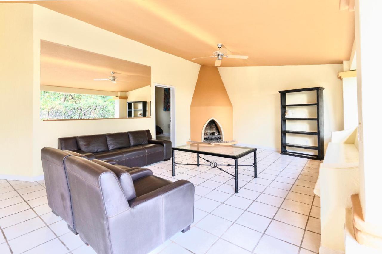 אחיחיק Casa Jardin-Lakeside Boutique Resort By Restavio מראה חיצוני תמונה